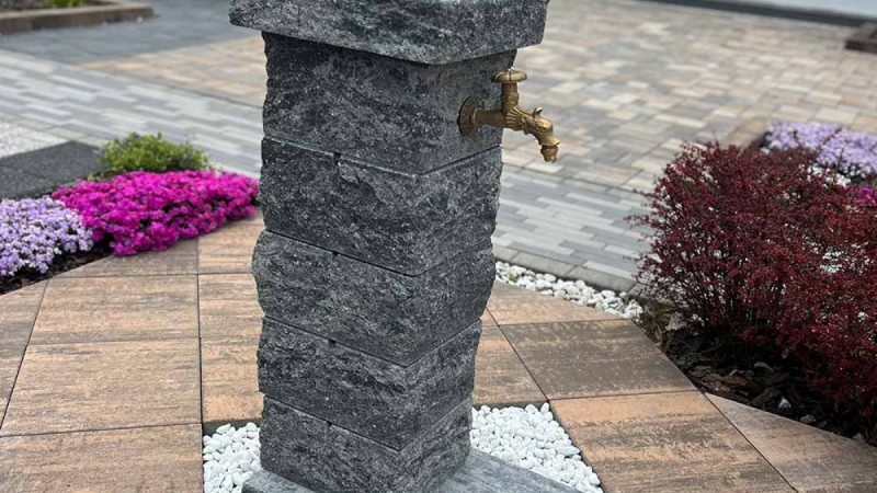 Viastein Fontana roppantott felülettel